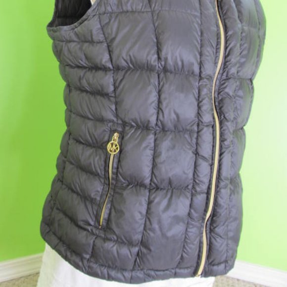 Michael Kors Packable Down Filled Vest Size Large - Picture 2 of 8